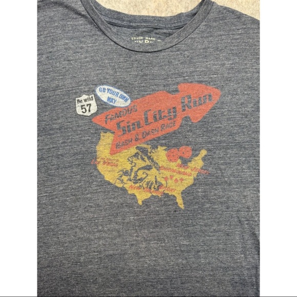 Lucky Brand T-Shirt Men's XL Gray Sin City Run Graphic Short Sleeve Pullover Tee - Picture 2 of 5